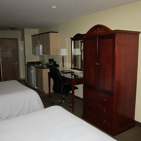 Trend Mountain Hotel & Conference Centre Tumbler Ridge Екстериор снимка