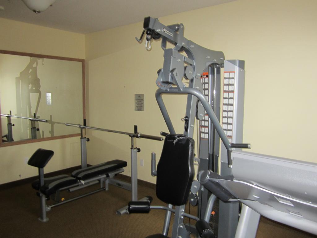 Trend Mountain Hotel & Conference Centre Tumbler Ridge Екстериор снимка